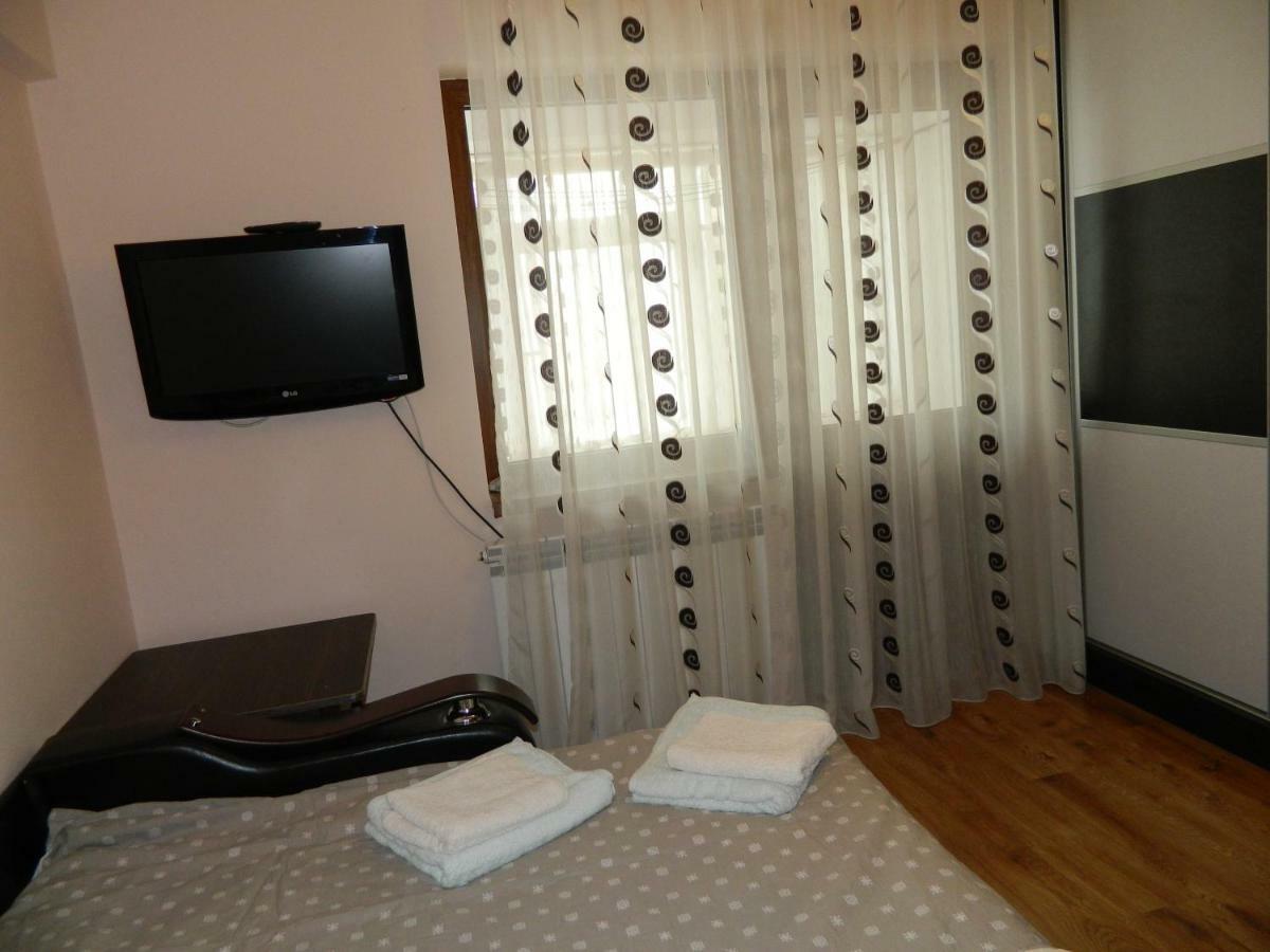 Apartament Apartament Antonia Tîrgu Ocna Zewnętrze zdjęcie